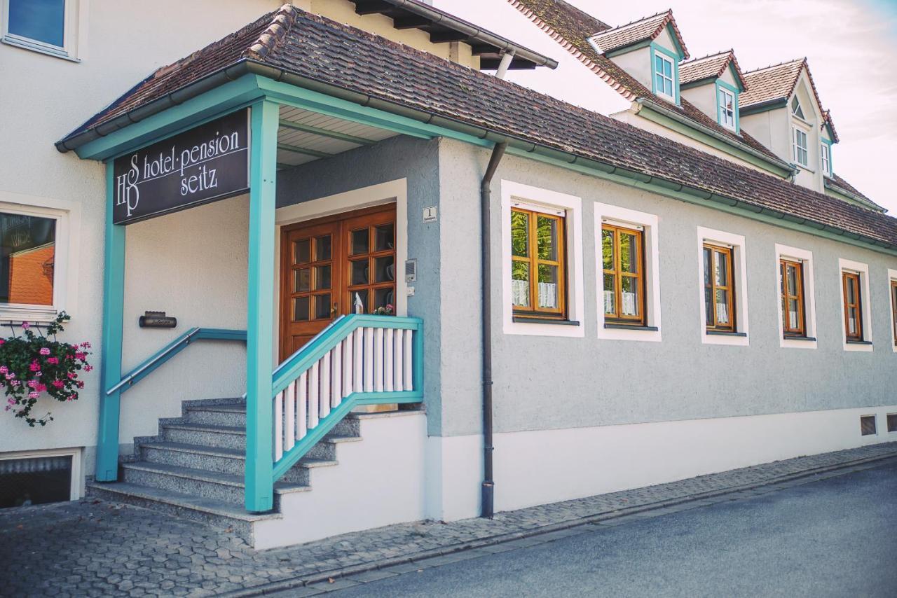 Hotel-Pension Seitz Wolframs-Eschenbach Ngoại thất bức ảnh